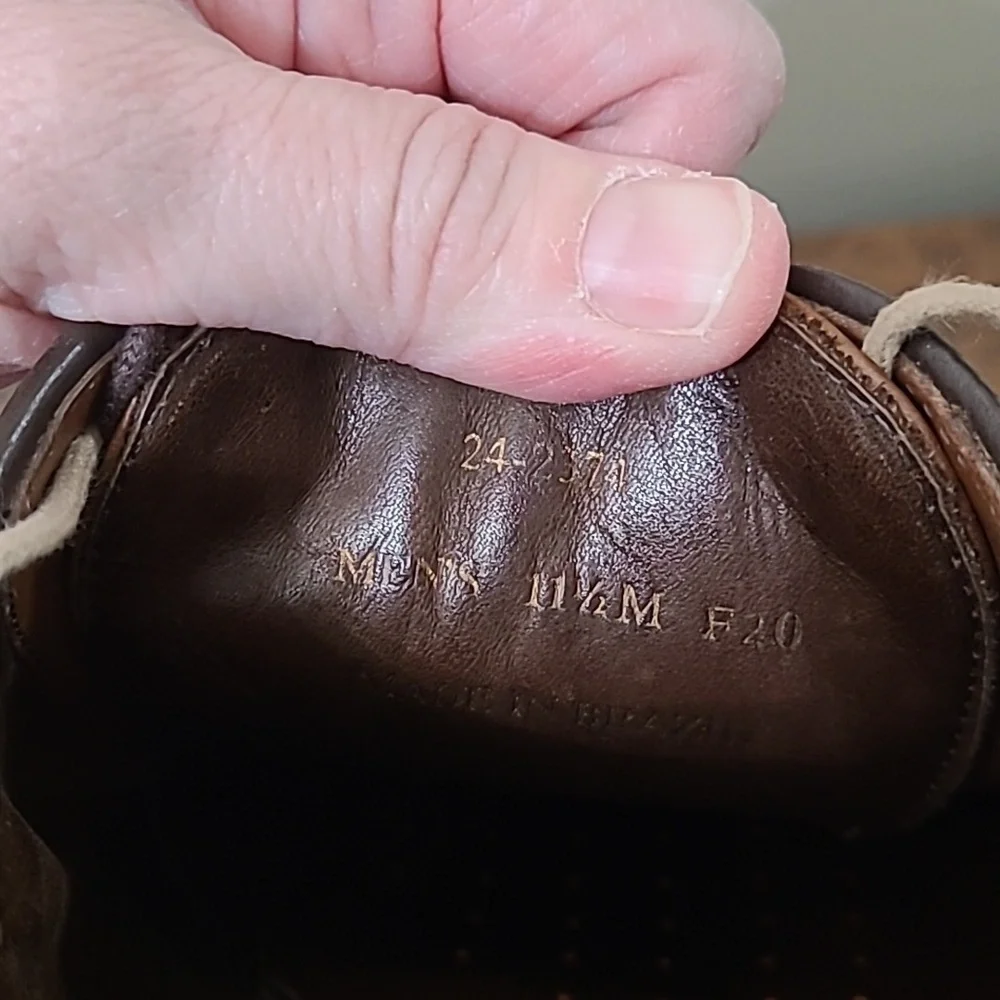 Johnston & Murphy Leather Wingtip Oxfords size 11.5